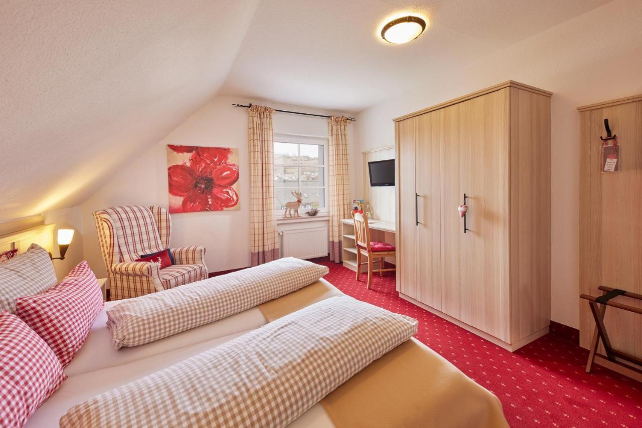 Hotel Garni Dorfkammer Олсберг Екстериор снимка