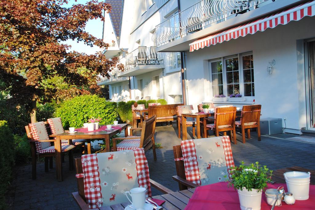 Hotel Garni Dorfkammer Олсберг Екстериор снимка